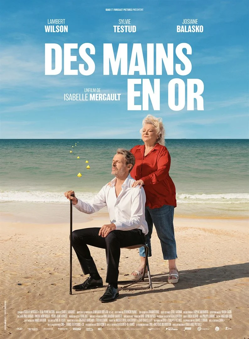 des mains en or
